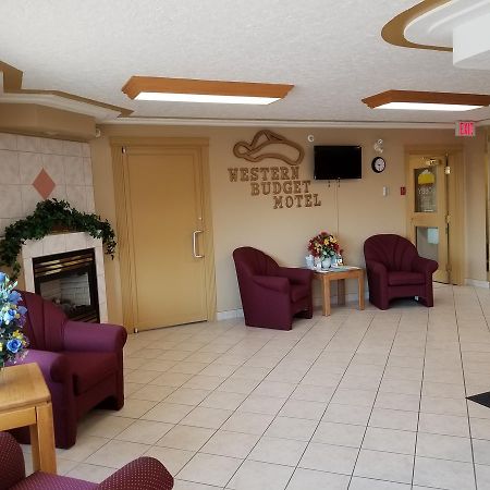 Western Budget Motel West Red Deer Dış mekan fotoğraf