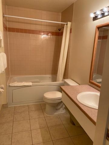 Western Budget Motel West Red Deer Dış mekan fotoğraf