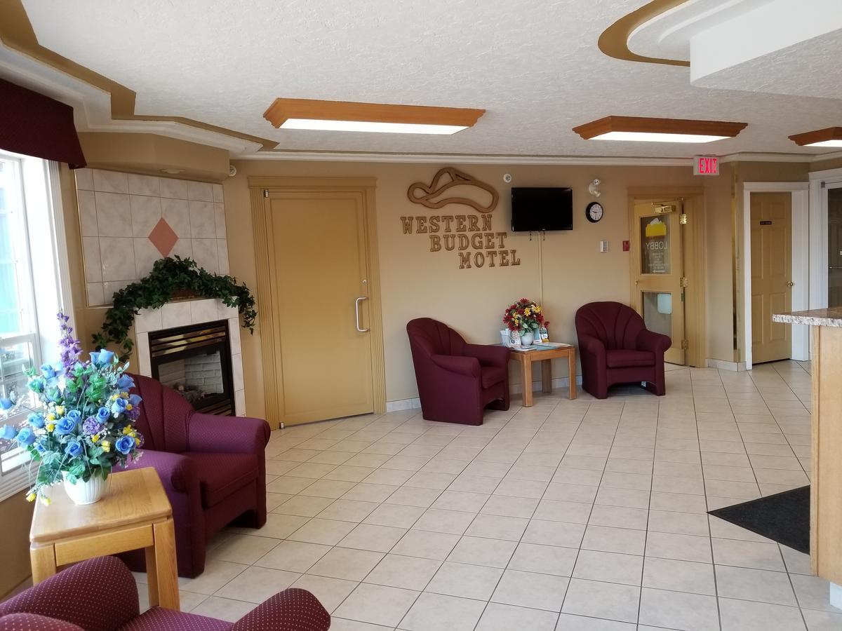 Western Budget Motel West Red Deer Dış mekan fotoğraf
