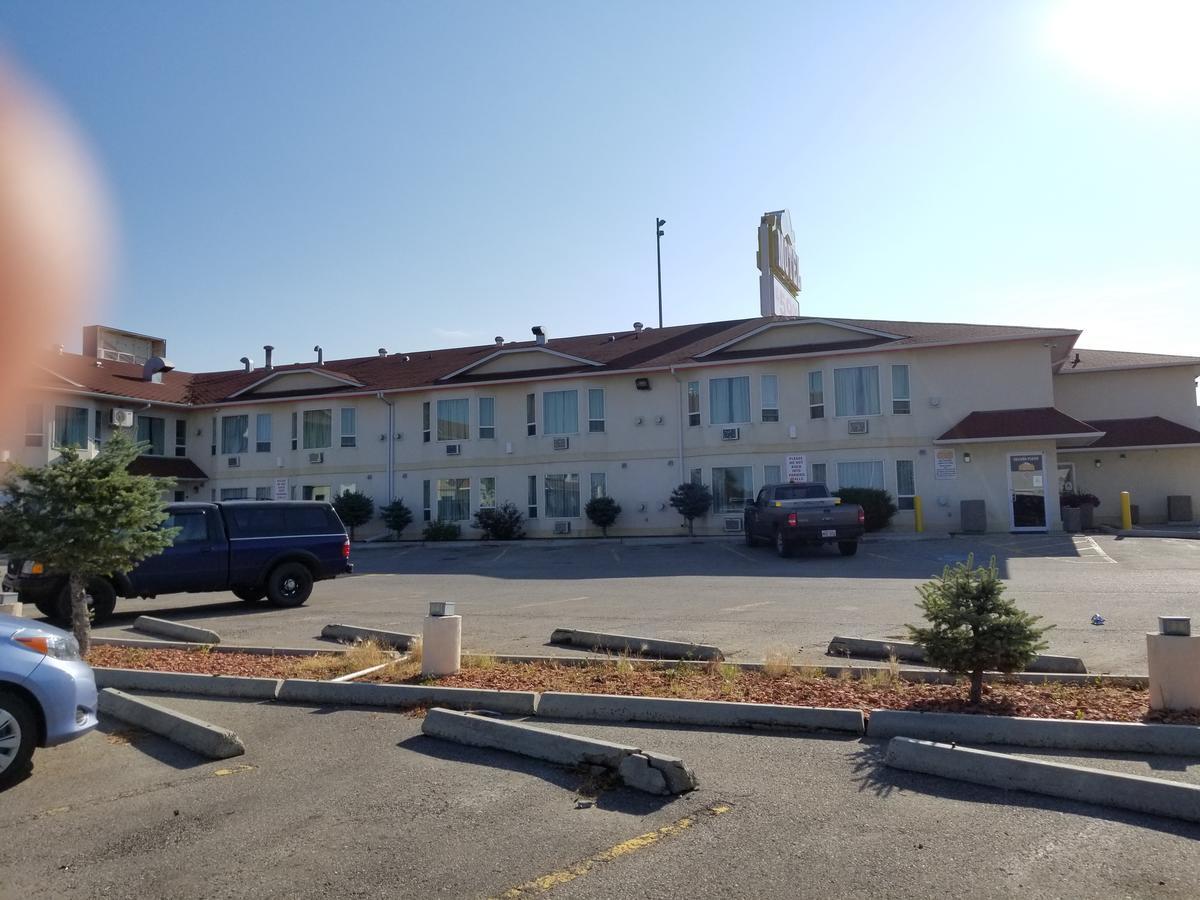 Western Budget Motel West Red Deer Dış mekan fotoğraf